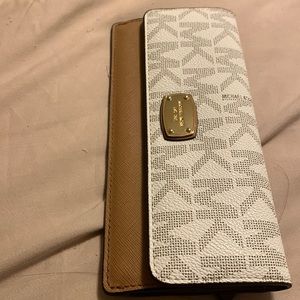 Michael Kors wallet